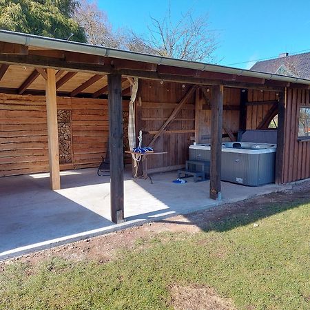 Ferienhaus Hescheld With Private Jacuzzi 黑伦塔尔 外观 照片