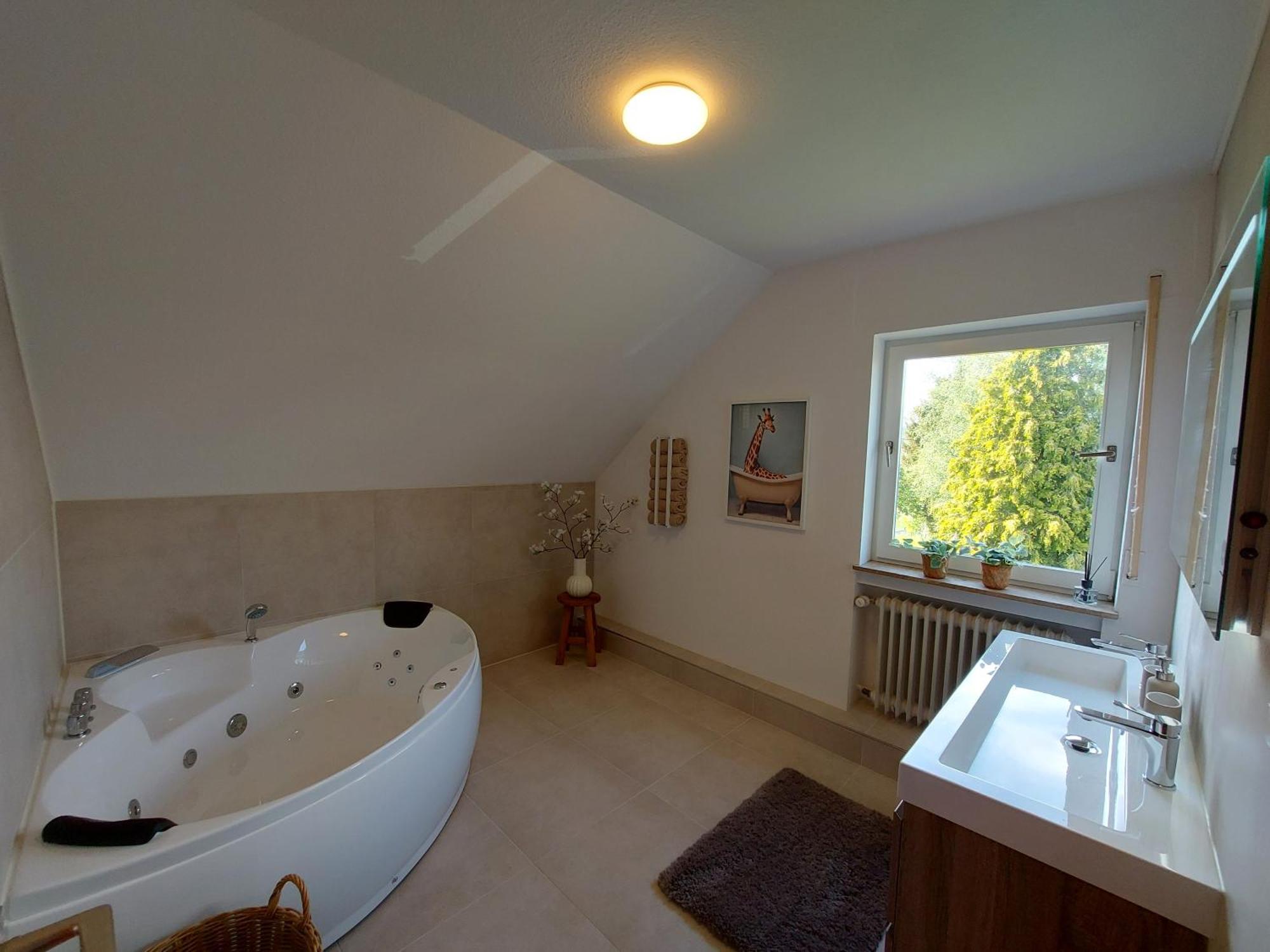 Ferienhaus Hescheld With Private Jacuzzi 黑伦塔尔 外观 照片
