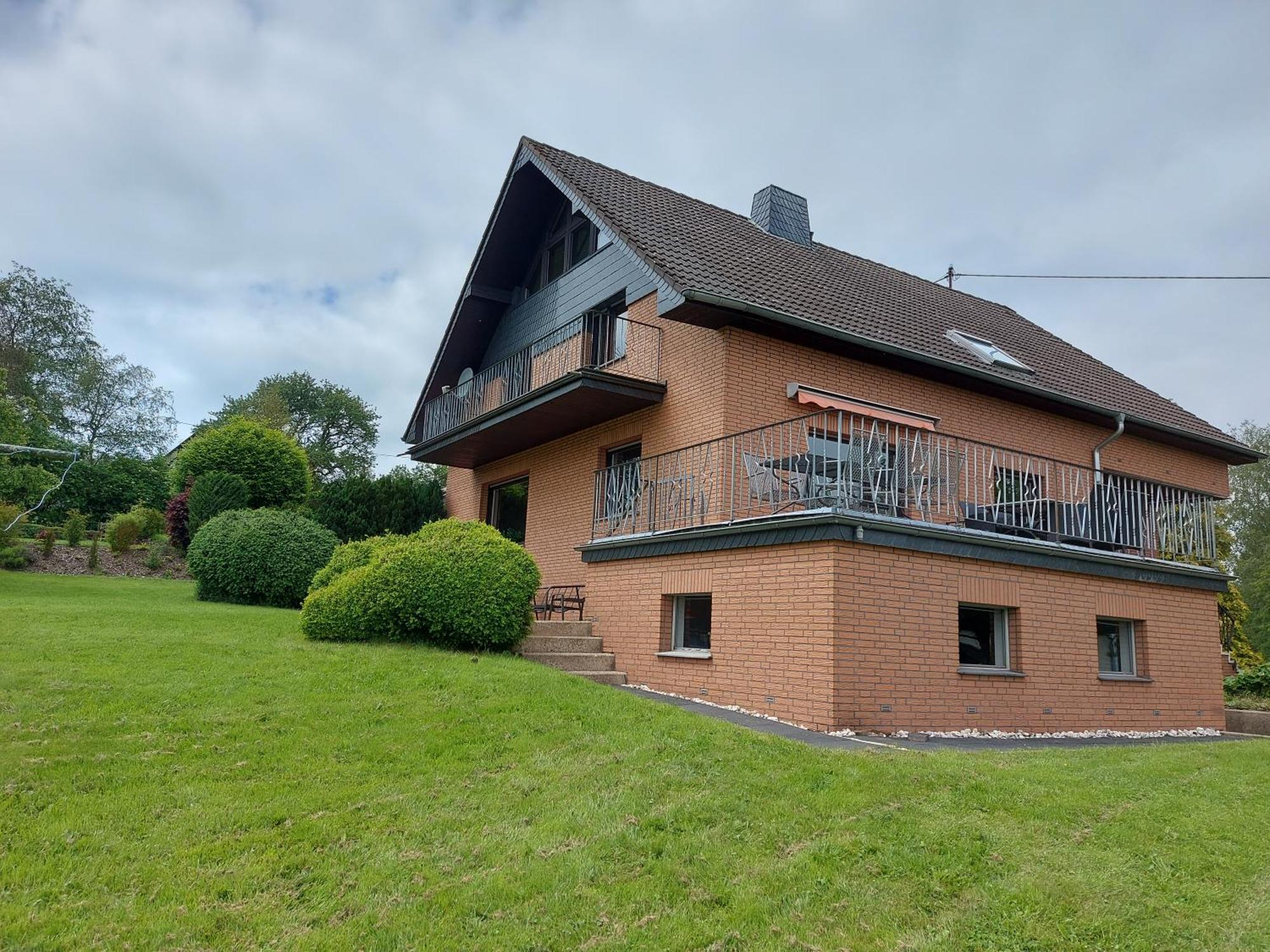 Ferienhaus Hescheld With Private Jacuzzi 黑伦塔尔 外观 照片