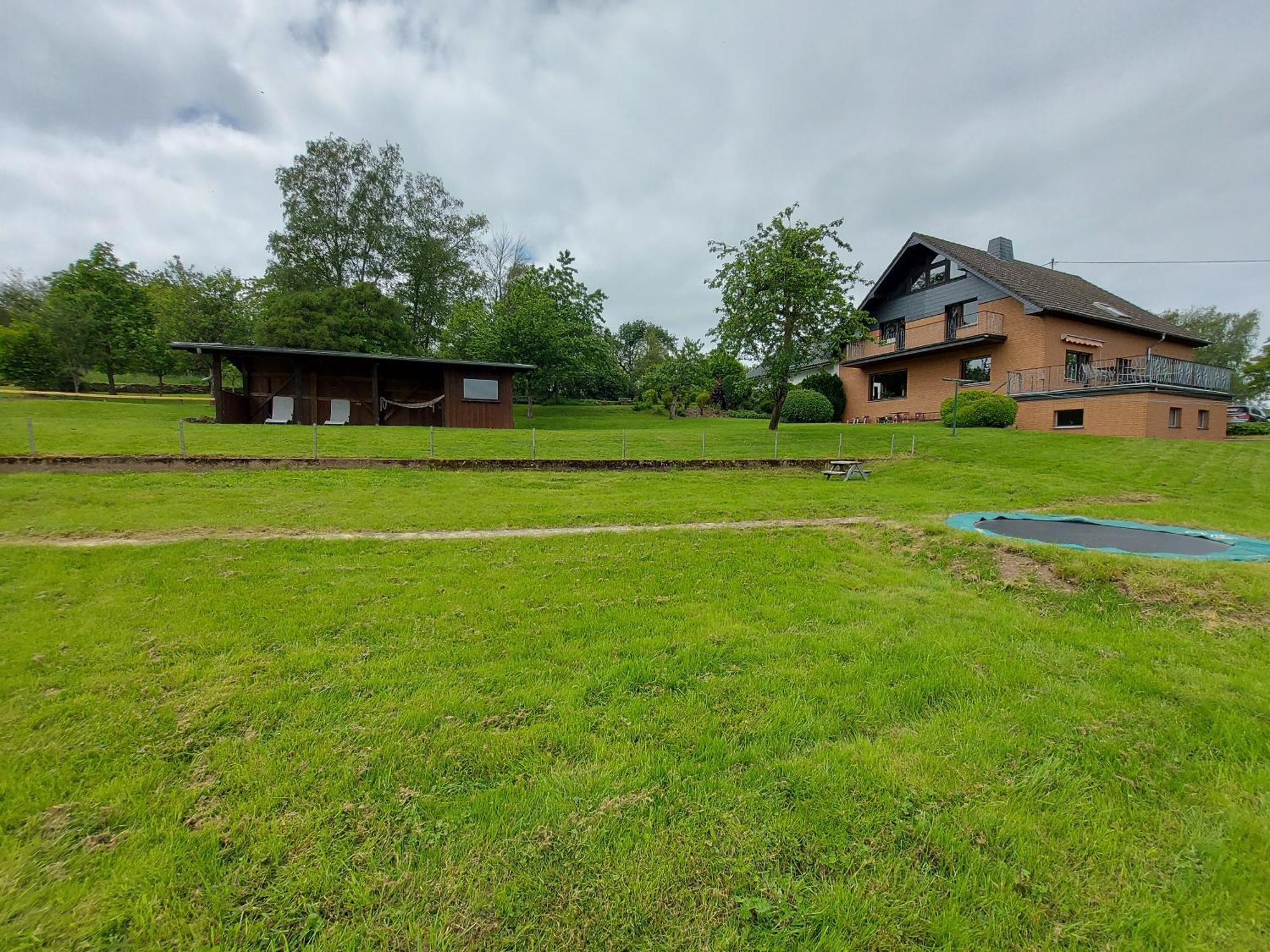 Ferienhaus Hescheld With Private Jacuzzi 黑伦塔尔 外观 照片