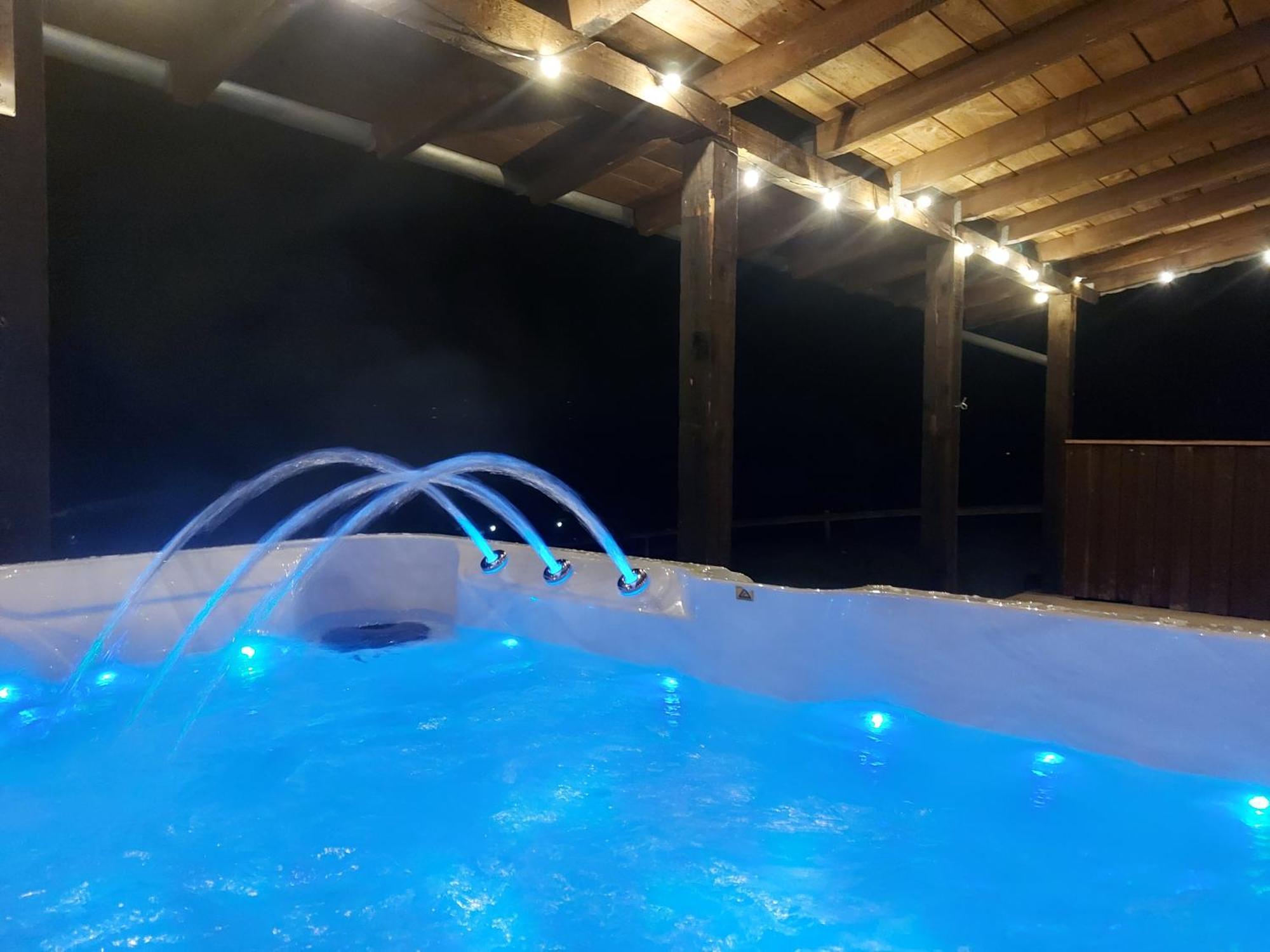 Ferienhaus Hescheld With Private Jacuzzi 黑伦塔尔 外观 照片